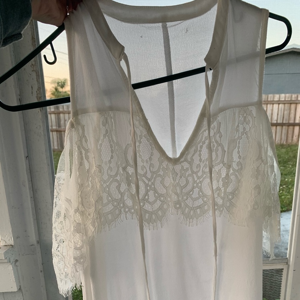 Cold shoulder top